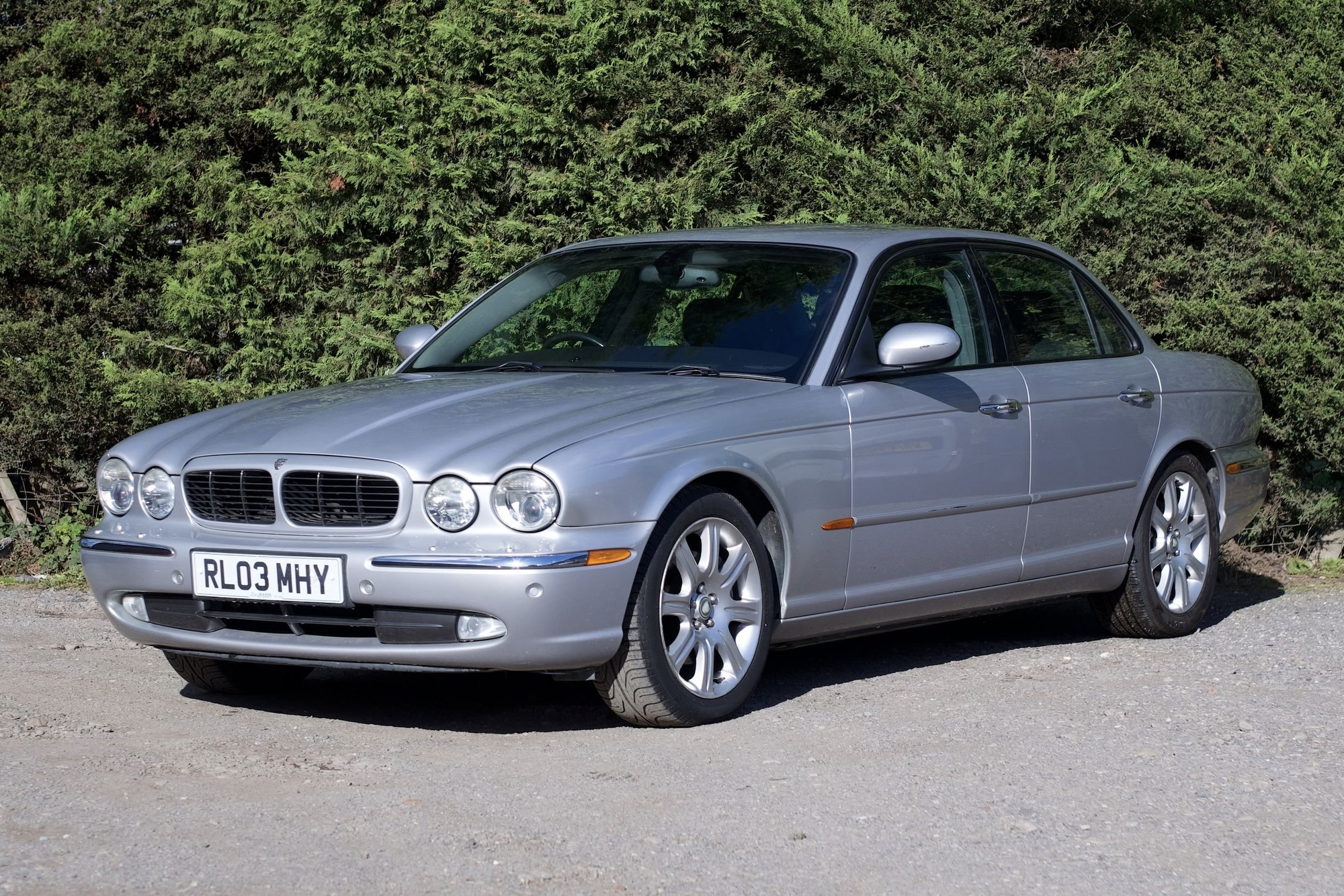Jaguar XJ XJ8 Sport (2003) 4.2 XJ8 Sport Saloon 4dr Petrol Automatic (2003) image 7